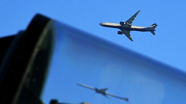 Пассажирский Boeing приготовился к экстренной посадке в Москве