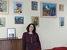 Выставка «Назад в лето» открылась в библиотеке Дмитровского района