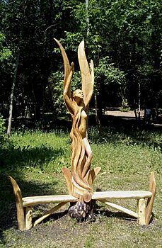 В парке «Дружба» появилась новая скульптура «Ника»