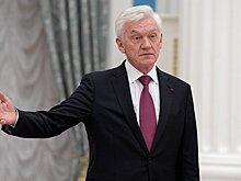Евросоюз ввел санкции в отношении Усманова, Тимченко и «СОГАЗа» – генерального партнера КХЛ