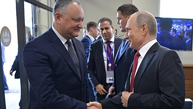 Додон поблагодарил Путина за поддержку