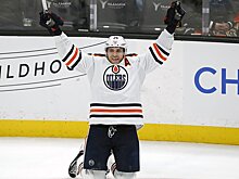 Драйзайтль разделил 4-е место с Курри по передачам в истории «Эдмонтона» – 569. У Мессье – 642, Макдэвида – 744, Гретцки – 1086