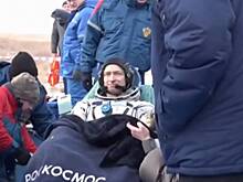 Роскосмос показал кадры эвакуации экипажа корабля «Союз МС-27»