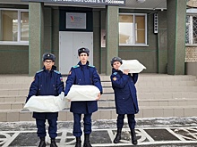 Военный учебный центр УрФУ получил сотню килограммов парафина для окопных свечей