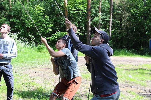 Студенты из 23-го колледжа на время стали судьями