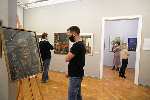 В Самаре проходит выставка к 110-летию со дня рождения художника Александра Васильева