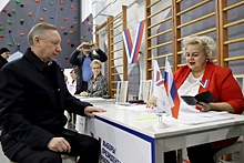 Губернатор Петербурга проголосовал на выборах президента РФ