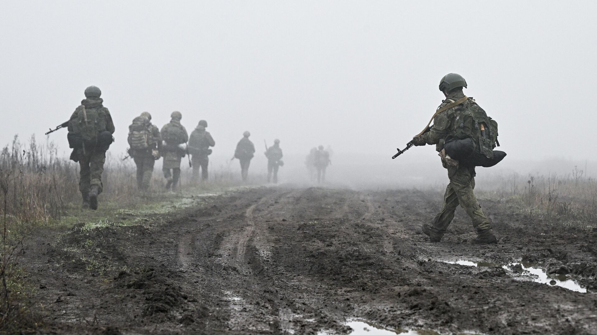 Путин рассказал, как мирные жители встречают русские войска в зоне СВО