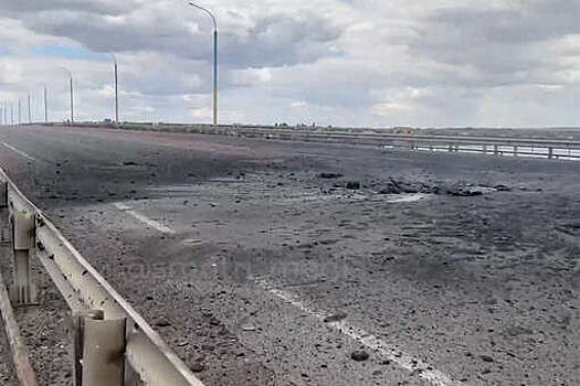 Власти Херсонской области организуют паромные переправы через Днепр