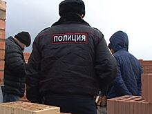 Более 40 иностранцев нелегально работали на фабрике в Миллеровском районе