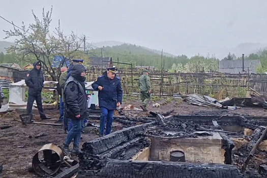 Убийцы четверых подростков в школе был конфликтным: предлагали перевестись