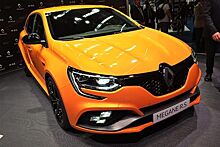 Новый Renault Megane RS получил полноуправляемое шасси и «робот»