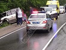 Во Владивостоке произошло ДТП на мокрой дороге
