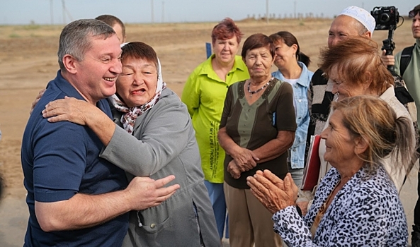 Андрей Бочаров отмечает день рождения: самые добрые кадры с губернатором