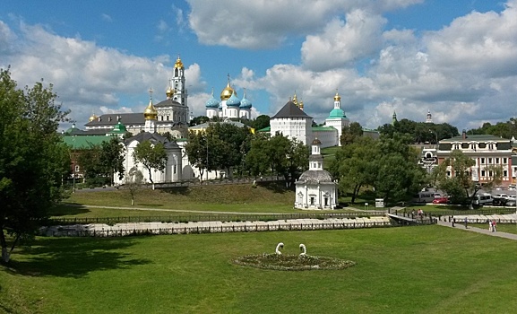 Преподаватели школы № 1360 побывали на экскурсии в Сергиевом посаде