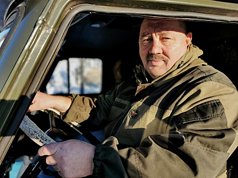 УАЗ СГР «Буханку» для бойцов СВО купил пенсионер из Новосибирской области