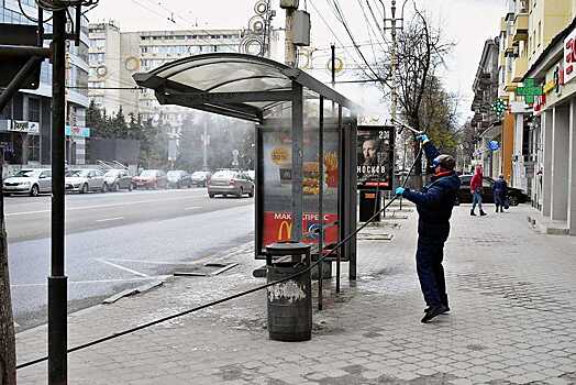 В Воронеже продезинфицируют остановки общественного транспорта
