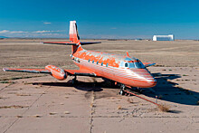 Старый самолет Пресли продали на аукционе за $260 тыс.