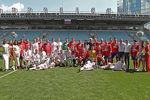 В Химках прошел футбольный матч, посвященный Дню России