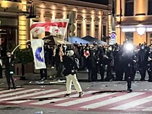 Протесты в Тбилиси: спецназ применил водометы для разгона демонстрантов у президентского дворца и парламента