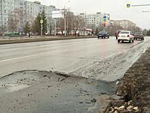 На проспекте Строителей обозначился очередной провал