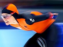Трехкратная чемпионка ОИ конькобежка Схаутен выиграла золото чемпионата мира в классическом многоборье