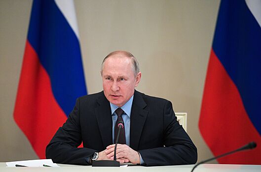 Путин пообещал упростить оформление маткапитала