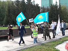 В Казахстане сторонники угрожавшего депутатам Госдумы ветерана вышли на митинг