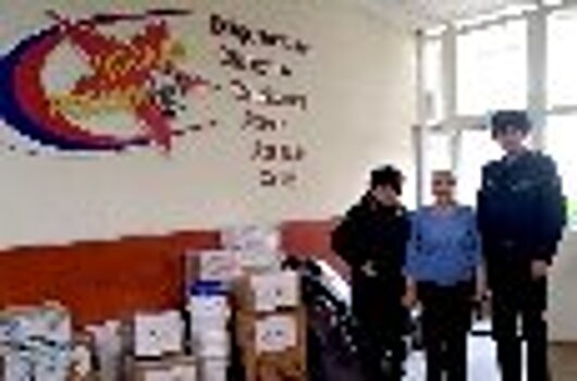 Сотрудники ЛИУ-19 УФСИН России по Тюменской области передали партию гуманитарной помощи в госпиталь для военнослужащих