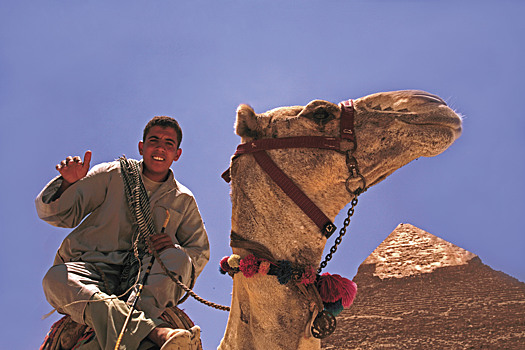 Взрыв в Киеве, россияне без Египта и другие события дня