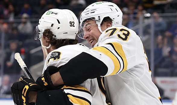 Хуснутдинов признан первой звездой матча НХЛ против «Айлендерс»