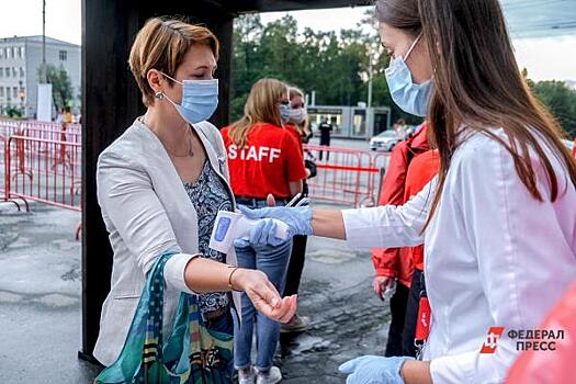 Ленобласть усилила противоковидные меры после вспышки заболеваемости