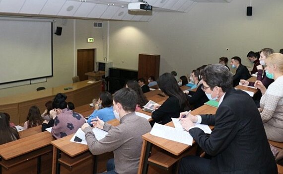 В Татарстане на курсы бесплатного изучения татарского языка записались в 10 раз больше желающих