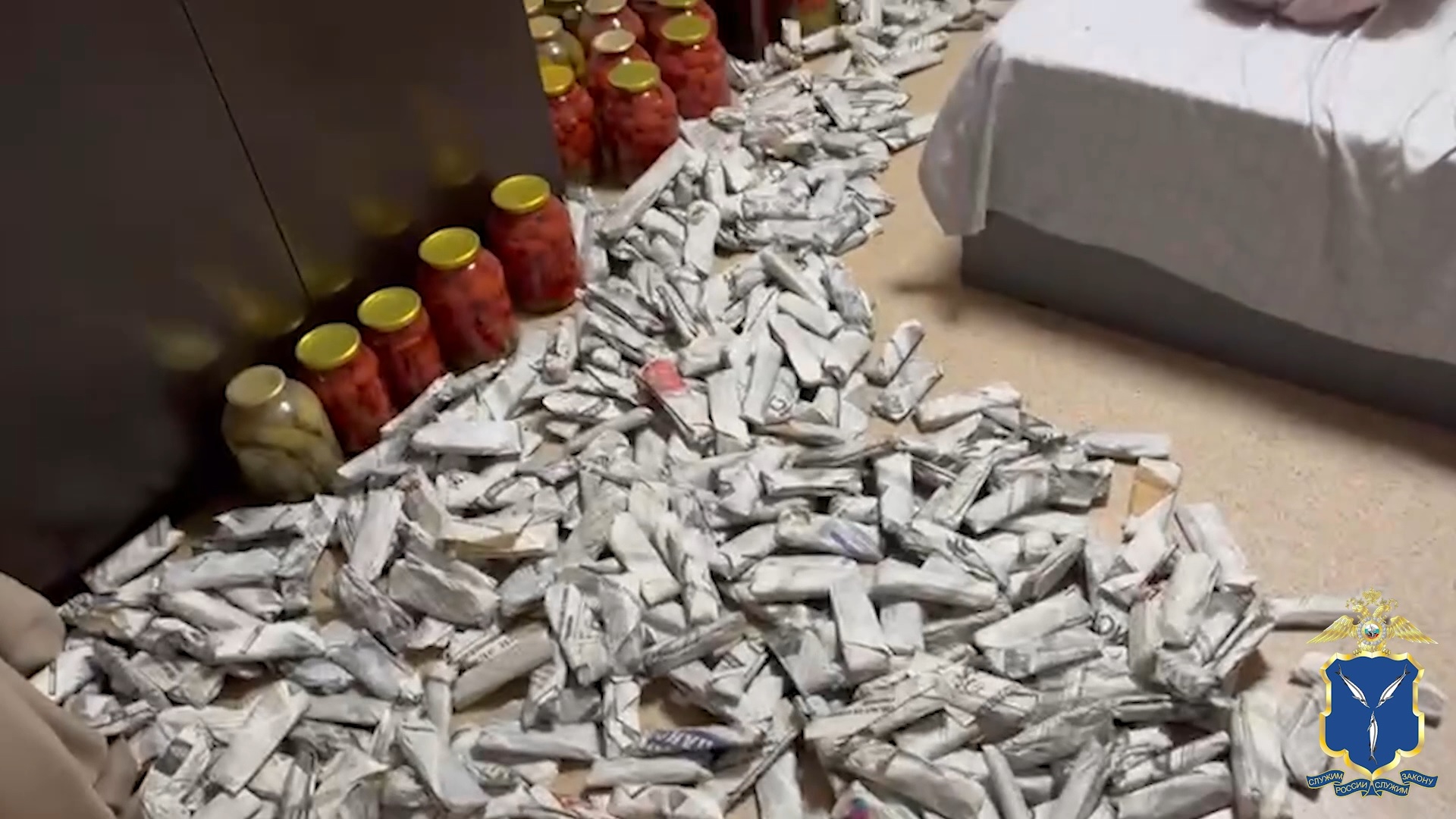 В Саратовской области оперативники пресекли сбыт местным дачником почти 5,5 кг марихуаны