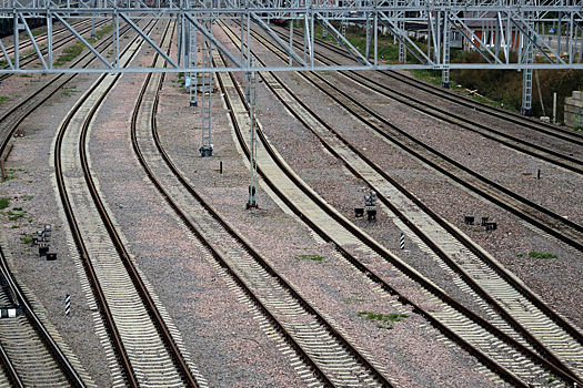 Эксперт рассказал, что может стоять за повреждением в Польше ж/д путей, ведущих на Украину