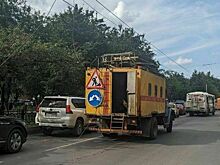 На Октябрьском проспекте ограничено движение транспорта из-за обрыва троллейбусных проводов