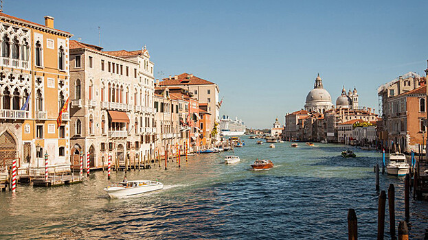 На дне венецианского канала нашли остатки римской дороги