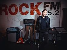 ROCK FM поздравила Кена Хенсли со Всемирный днем рок-н-ролла