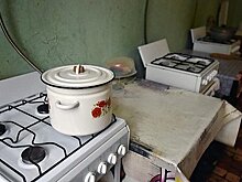 Стилист Рогов рассказал о жизни в коммуналке