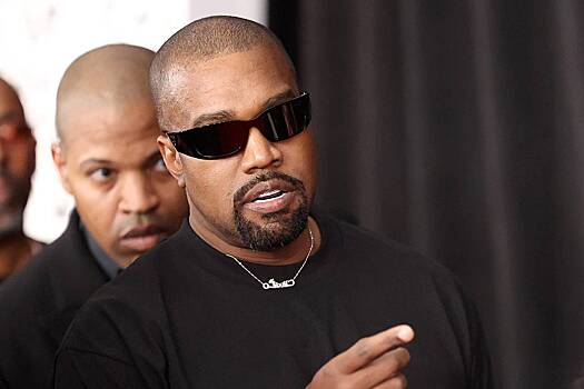 Канье Уэста обвинили в изнасиловании