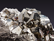 Найден способ добывать платину из отработанного сырья