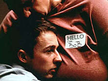 Сцена фильма "Бойцовский клуб" с мужскими объятиями подверглась цензуре в России