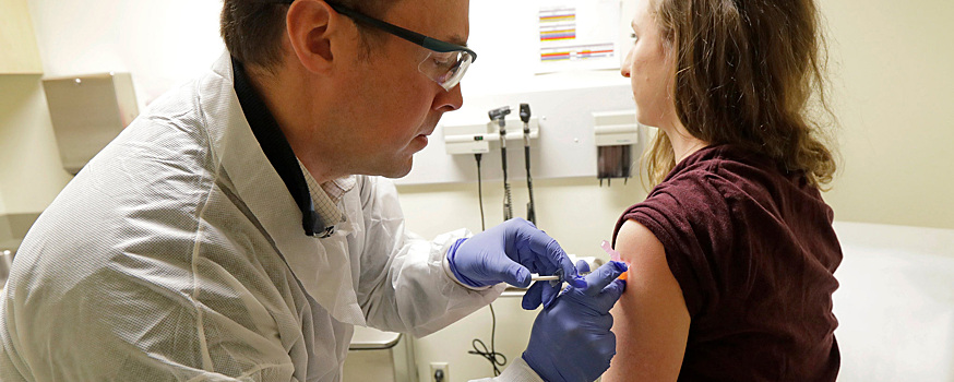 ВОЗ: До $45 млрд потребуется на вакцинацию от коронавируса в 2022 году