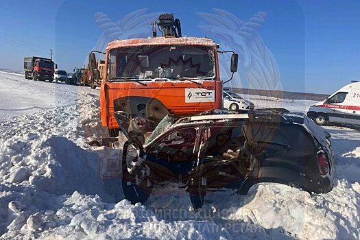 В Альметьевском районе женщина погибла в ДТП с КАМАЗом