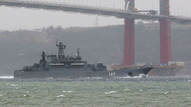Турция закрыла Босфор для военных кораблей