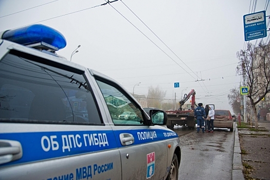 В Волгограде при столкновении 3 машин пострадали два водителя