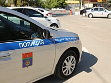 В Волгоградской области при столкновении с легковушкой загорелся грузовик