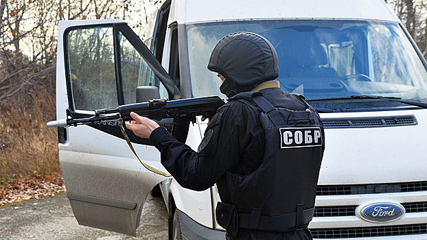 Террорист-наркоман бросился к окну из-за СОБРа в российском регионе