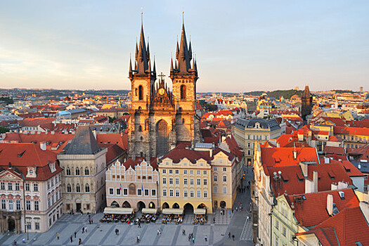 Чехия предложила компромисс по визам стран ЕС для россиян