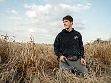 Актер Кузьма Котрелев рассказал о раннем отцовстве